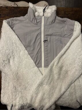 The North Face Women's Cream and Gray Teddy Fleece Jacket